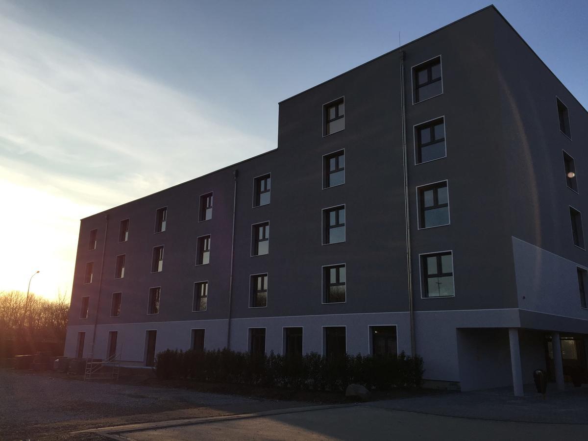 Hotel Anna ฮิลเดน ภายนอก รูปภาพ